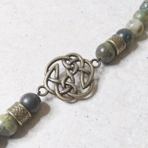 Celtic Knot & Green Jasper Beaded Toggle Bracelet. Pagan. Nordic. Earth Mother. - Picture 2 of 8